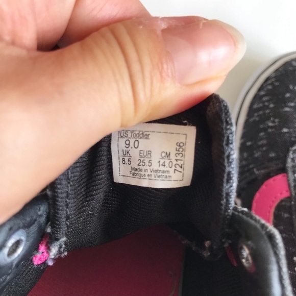 Vans ward gray/pink slip on sneakers VGUC size 9 kids - Picture 5 of 7